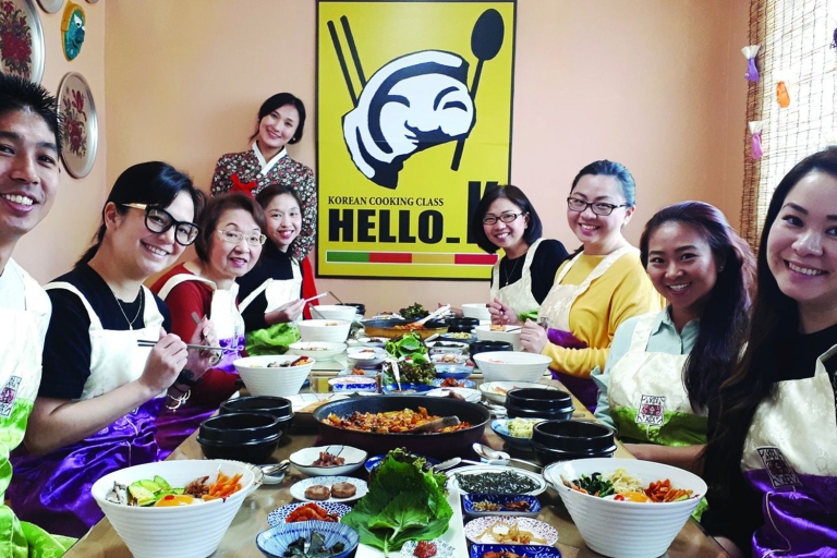 Seoul: Koreanischer Kochkurs bei einer lokalen Haus- und Markttour