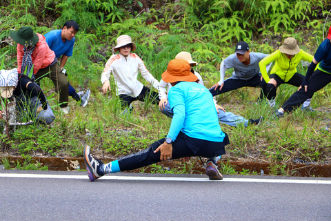 Ho Chi Minh City: Bidoup e Ta Giang Tour di trekking di 2 giorniHo Chi Minh City: tour di 2 giorni con trekking a Bidoup e Ta Giang