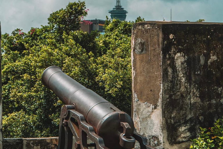 Macau Heritage Day Tour: Explore the Historic Old Town Guide for other languages