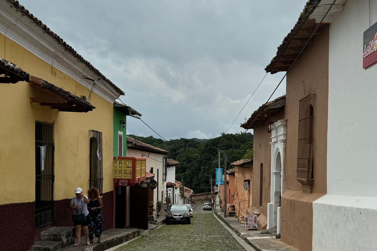 San Salvador: wycieczka do Suchitoto i historycznego centrum miasta