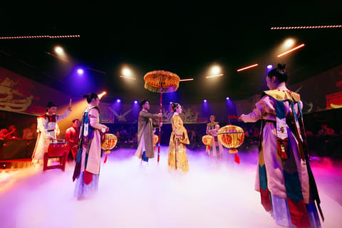 LOALOA Show: Vietnamese Heritage, Music, Dance & Fine Dining - Image 2