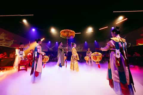LOALOA Show: Vietnamese Heritage, Music, Dance & Fine Dining - Image 3