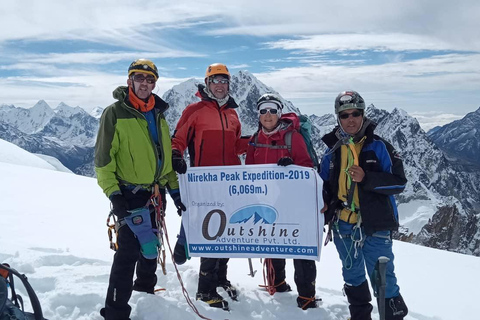 Ascensión al Pico Isla (Imja Tse) - Everest Nepal