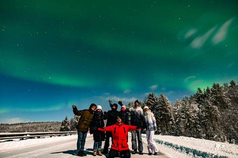 Vanuit Rovaniemi: Noorderlicht Fotosafari met ophaalservice