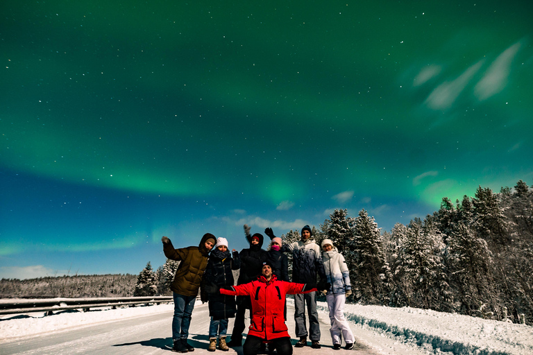 Vanuit Rovaniemi: Noorderlicht Fotosafari met ophaalservice