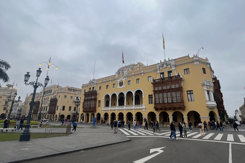 Enjoy Lima Walking Historic Center, Plaza San Martin and Plaza de Armas Enjoy Lima Walking Tour Historic Center, Plaza San Martin and Plaza de Armas