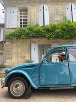 Half day in Pomerol and Saint-Émilion in 2cv - Housity