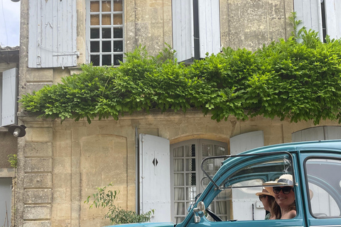 Tour privato in auto d&#039;epoca: mezza giornata Pomerol e Saint-ÉmilionMezza giornata a Pomerol e Saint-Émilion in 2cv