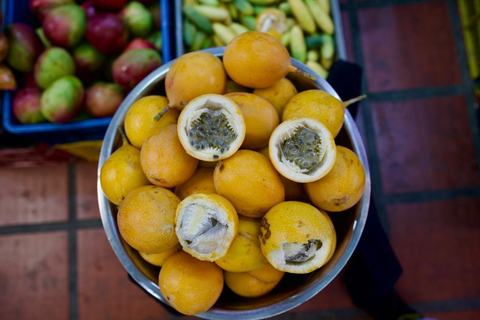 Medellín: Exotic Fruit Tour: Taste What You’ve Never Tried