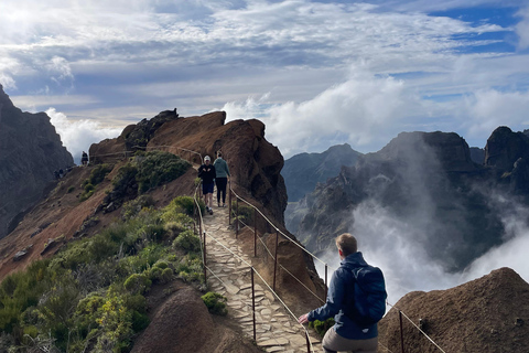 Funchal: Walking Food Tour with Local Guide