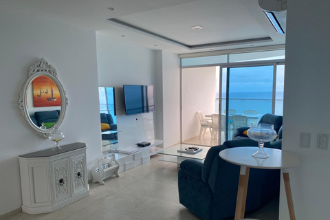 Esmeraldas: Tonsupa Apartamento frente al mar con jacuzzi