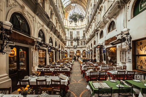 Istanbul: Baklava Backstreets Food Tour with 12+ Tastings