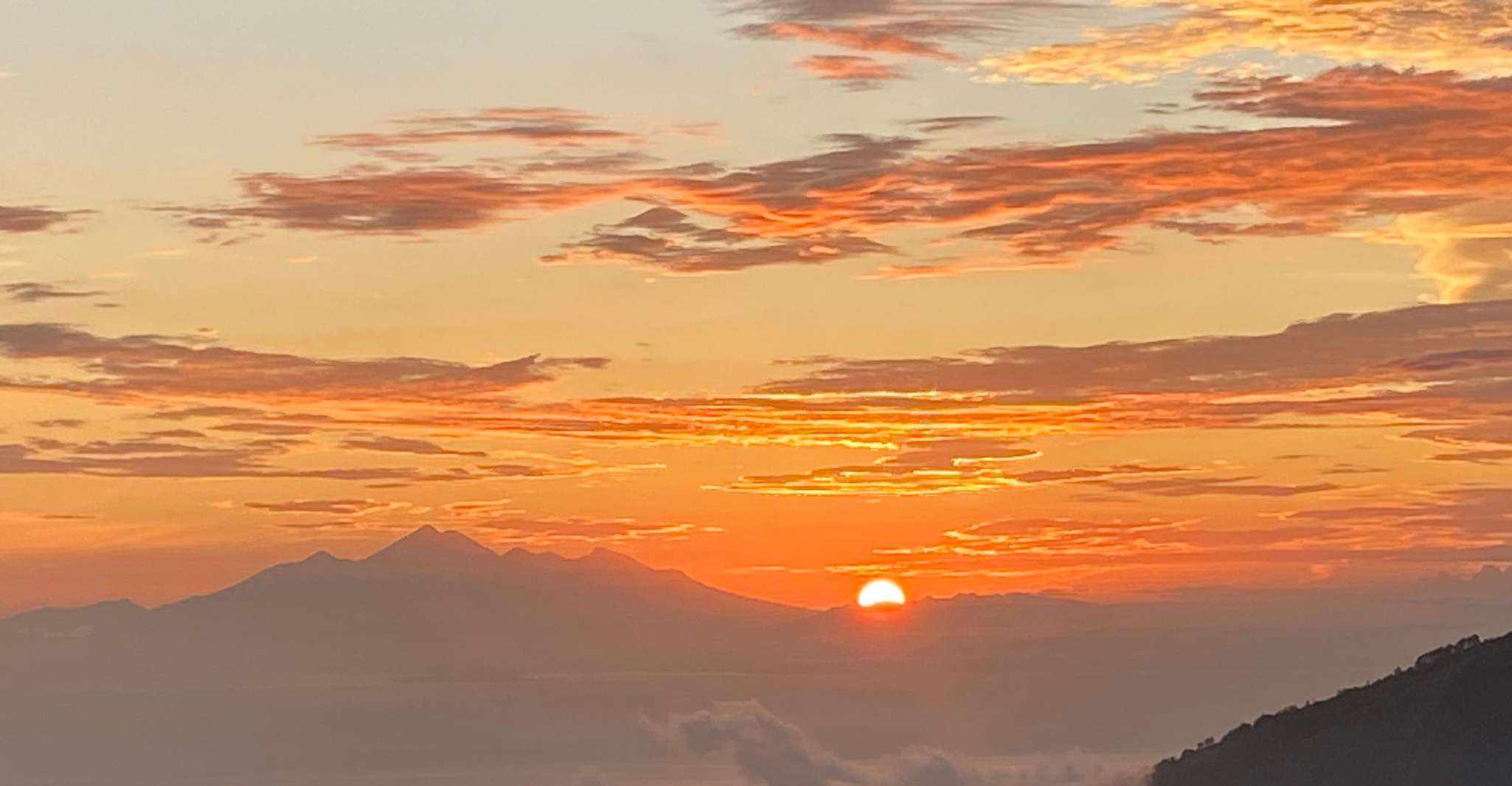 All inclusive mt Batur Sunrise trekking and hot spring - Housity