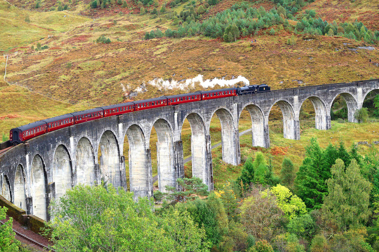 London/Manchester/Edinburgh: 7-Day Circular Tour of the UK Joining from Manchester