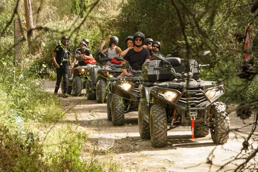 Von Lissabon aus: Geführte Quad-Tour an der Atlantikküste. Foto: GetYourGuide Von Lissabon aus: Geführte Quad-Tour an der Atlantikküste. Foto: GetYourGuide