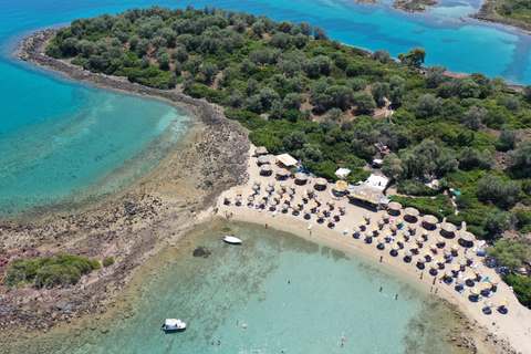Athènes : excursion d&#039;une journée en bateau avec baignade et piscine thermaleAthènes : excursion d&#039;une journée en bateau vers les îles avec baignade