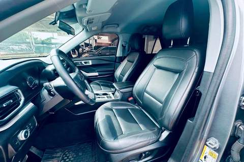 Lima: Private Airport Transfer in Luxury SUV