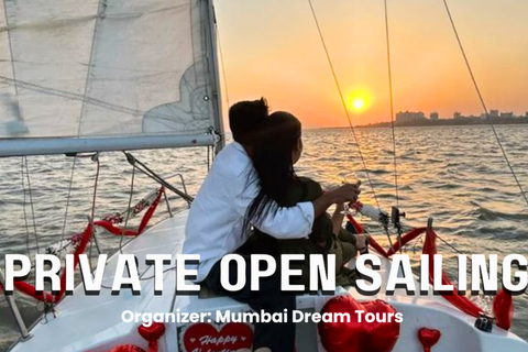 مومباي: رحلة بحرية خاصة باليخت مع وجبات خفيفةمومباي: رحلة بحرية على يخت خاص مع وجبات خفيفة