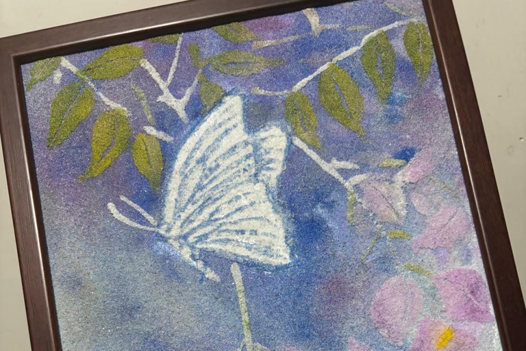 Zhangjiajie: Tujia Village & Sandstone Art Workshop Tour Guide for Chinese or English