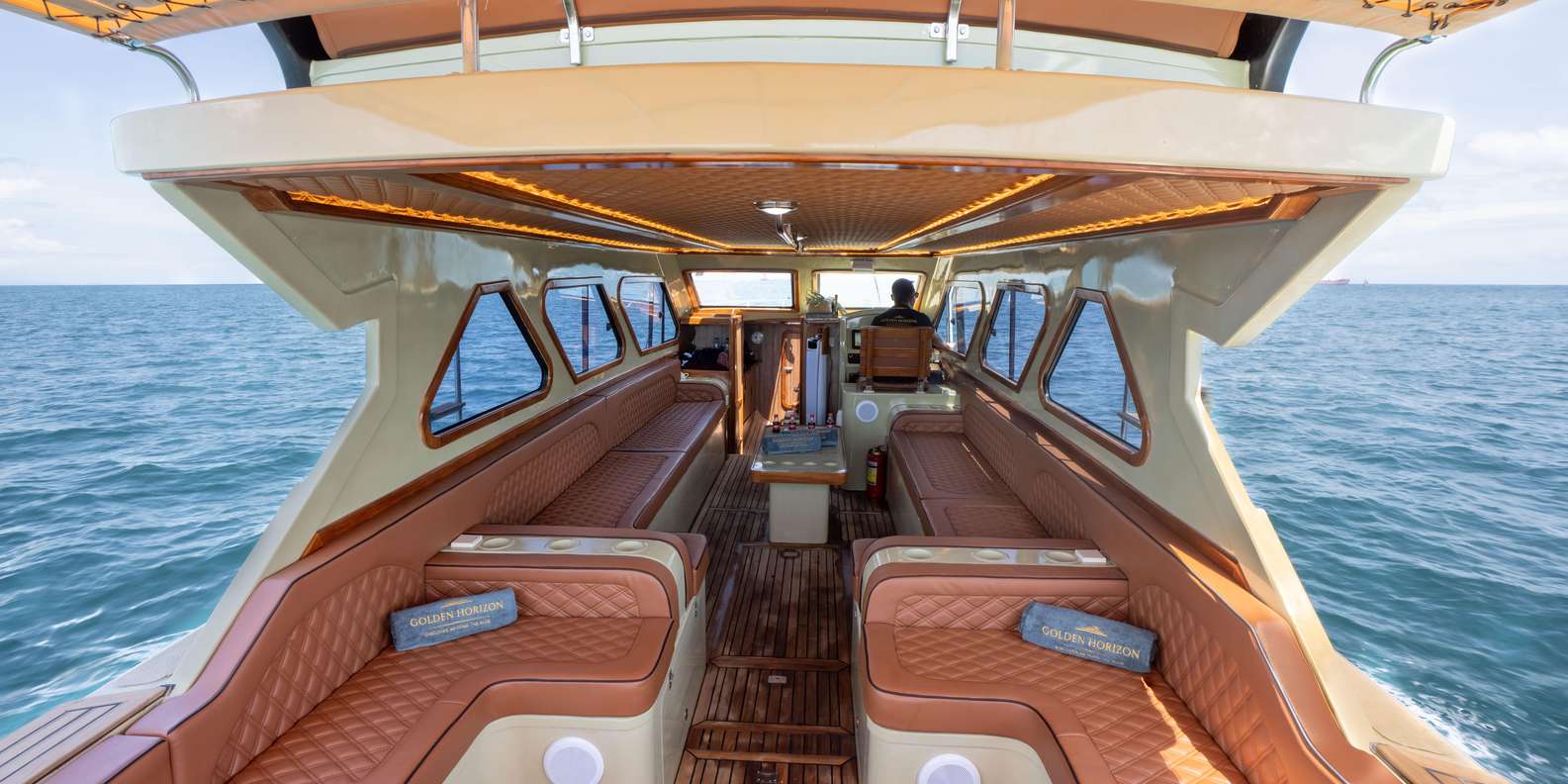 Bali: Premium Yacht Nusa Penida Manta Snorkeling & Land Tour — gallery image 8