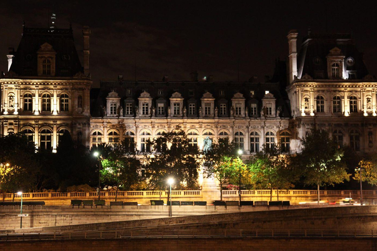 Paris: Ghosts, Legends & Mysteries Evening Walking Tour Paris: Murder Mysteries Group Walking Tour