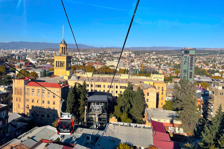 Tbilissi : circuit des 3 téléphériques avec déjeuner en optionVisite en groupe partagé ***3 HEURES***