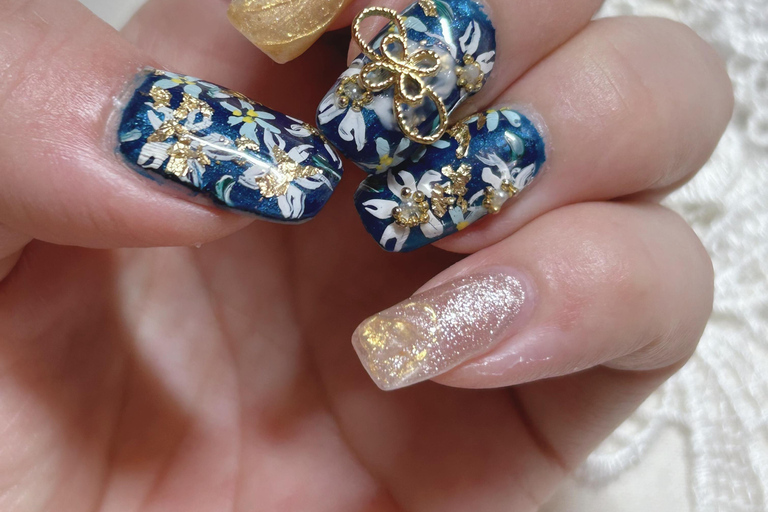 Yokohama: Japansk nagel- och hårstyling, sminkning, kimonouthyrningJapansk nagel