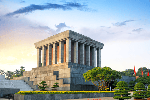 هانوي: متحف التاريخ العسكري والمعالم التاريخيةمتحف التاريخ العسكري + ساحة با دينه