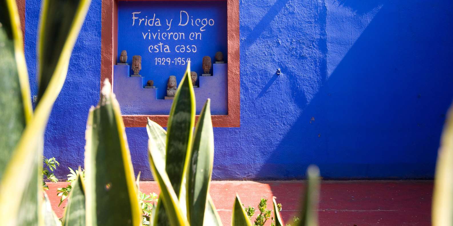 Mexico City: Xochimilco and Coyoacán Tour with Frida Kahlo Museum Option
