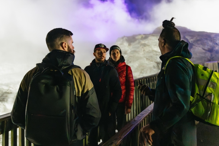 Rotorua: visite à pied du geyser Te Puia de nuit avec dessert