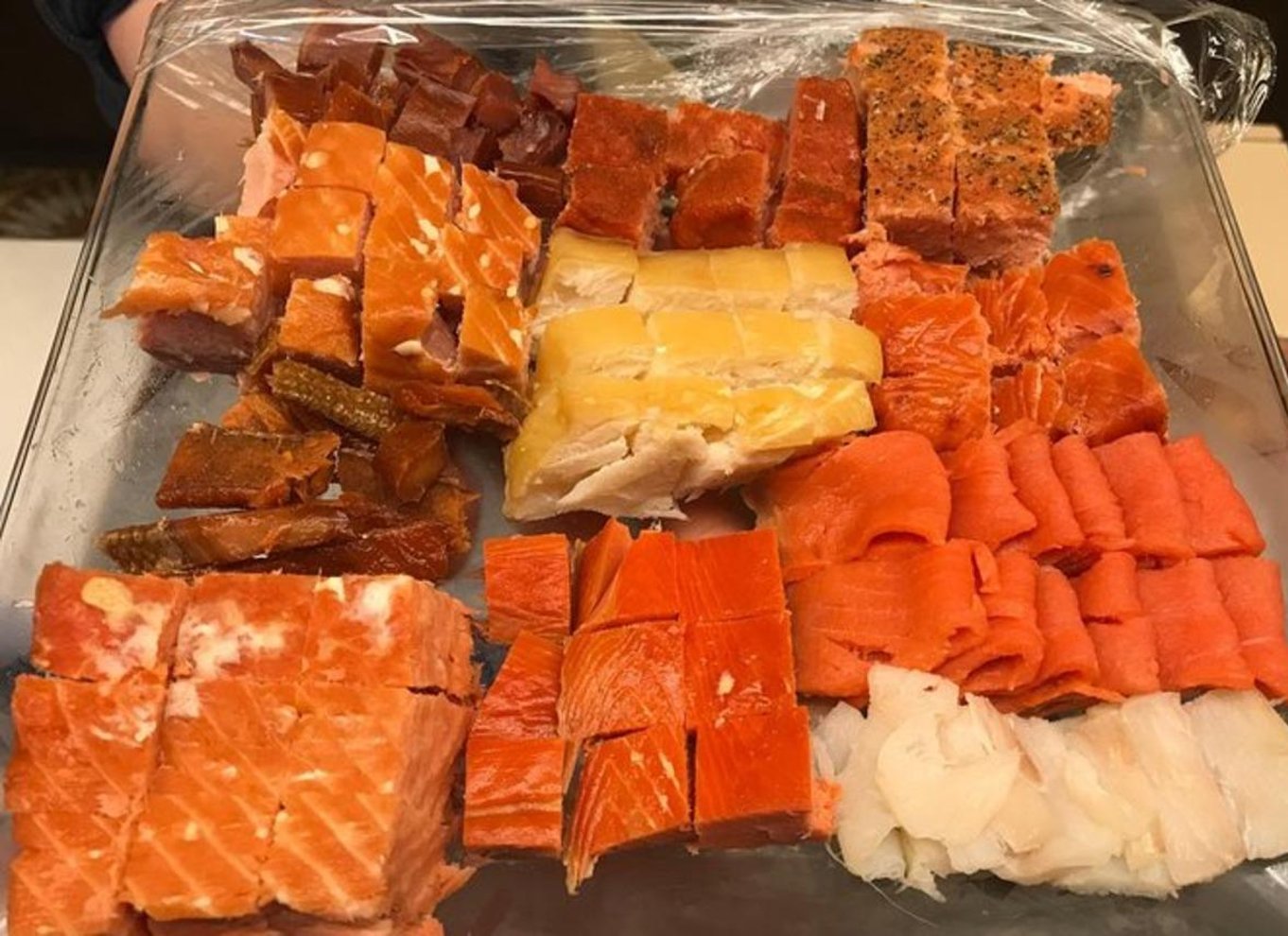 Byrundtur i Anchorage m/ vildrøget laks og rensdyrpølse