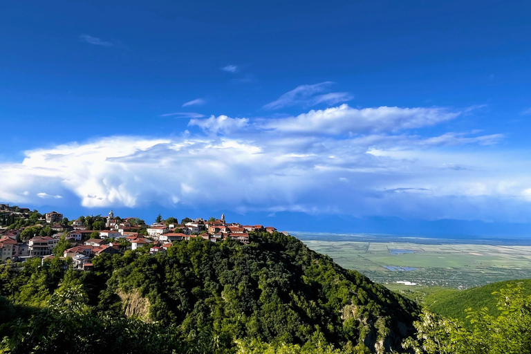 Tbilisi: 7-Day Tour To Georgia: Wine, Mountains & Canyons