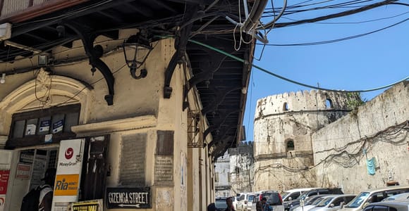 Stone Town: Walking Tour with Cultural Music experience