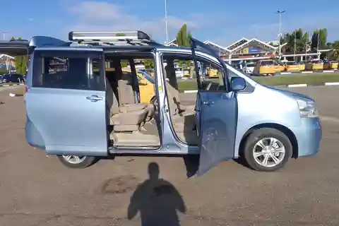 Diani: Taxi y traslados al aeropuerto
