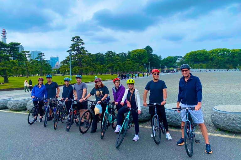 Tokyo: Rice Ball Making Class and Bike Tour of Local Areas