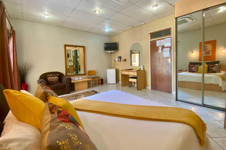 Namibia: explora el cañón más grande de África, las dunas y las salinas.Namibia: explora el cañón más grande de África, las dunas y las salinas