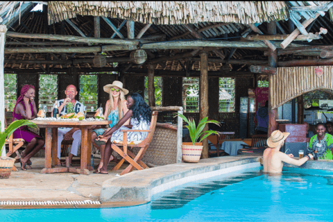 Jezioro Elementaita: Obóz Beduinów z aktywnościami i posiłkamiSPACERY PRZYRODNICZE I SADZENIE DRZEW NA TYM OBSZARZE