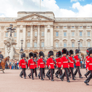 London: Royal Walking Tour with Changing Of The Guard