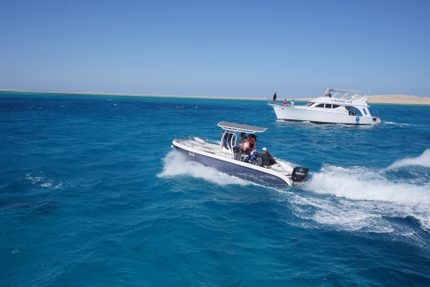 Hurghada: taksówka łodzią motorową na wyspę Giftun z transferemHurghada: taksówka motorową na wyspę Giftun z transferem do hotelu