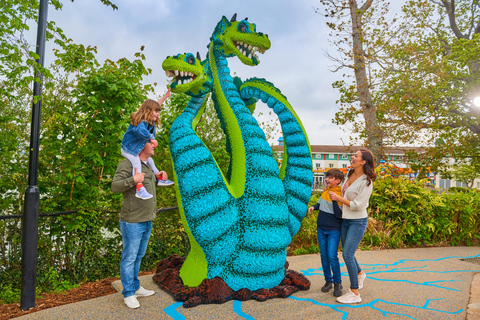 Da Londra: Ingresso al resort LEGOLAND® Windsor e trasferimento in autobus