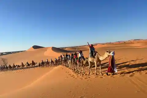 Da Marrakech: Tour di 3 giorni a Fez via deserto di Merzouga