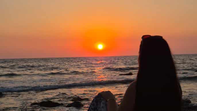 Pafos: Piquenique Particular ao Pôr do Sol com Vinhos e Queijos