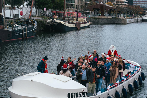 Antwerp: Private Harbor Cruise with Aperitif near the MAS XL Antwerp: Private Harbor Cruise with Aperitif near the MAS