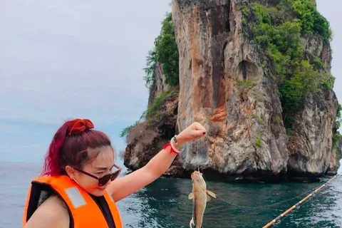 Ko Lanta: Mangrove Fishing Tour with Lunch