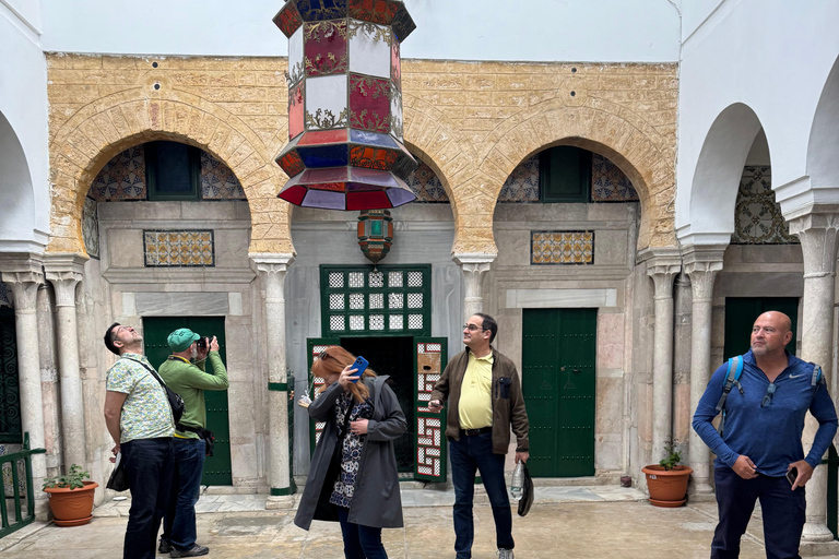 تونس: جولة سيرًا على الأقدام في وسط المدينة