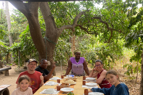 From Praia: Transfer Tour to Tarrafal with Culture and Tasting Transfer Tour: Praia–Tarrafal with Cultural Experiences & Local Tasting