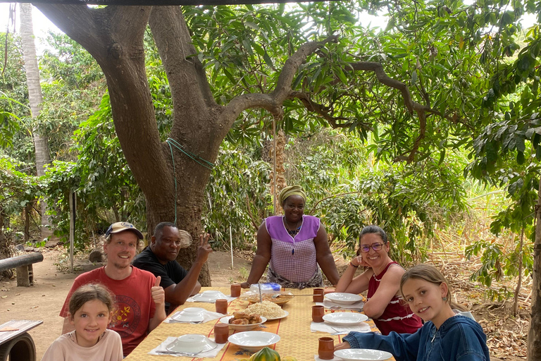 From Praia: Transfer Tour to Tarrafal with Culture and Tasting Transfer Tour: Praia–Tarrafal with Cultural Experiences & Local Tasting