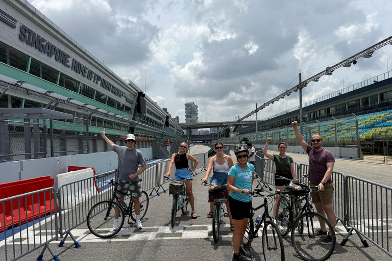 Singapore River & Marina Bay | 2 Hours Bike Tour