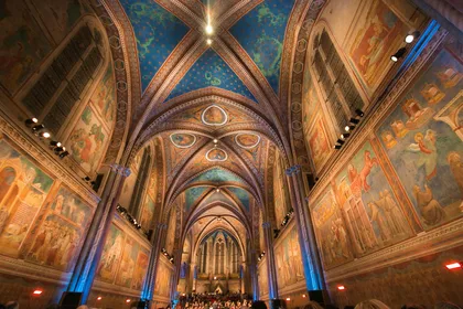 Assisi: Führung durch die Basilika des Heiligen Franziskus Assisi: Führung durch die Basilika des Heiligen Franziskus