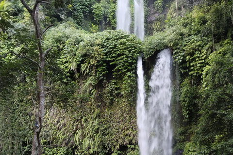 Lombok: Gili Meno Snorkeling, Waterfalls and Village Tours